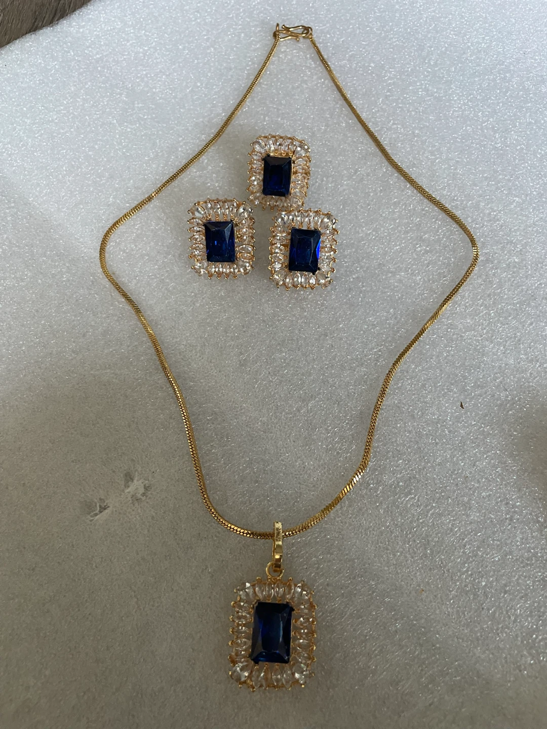 New Gold-Tone Jewelry Set Necklace, Earrings & Ring Blue Crystal - photo 2