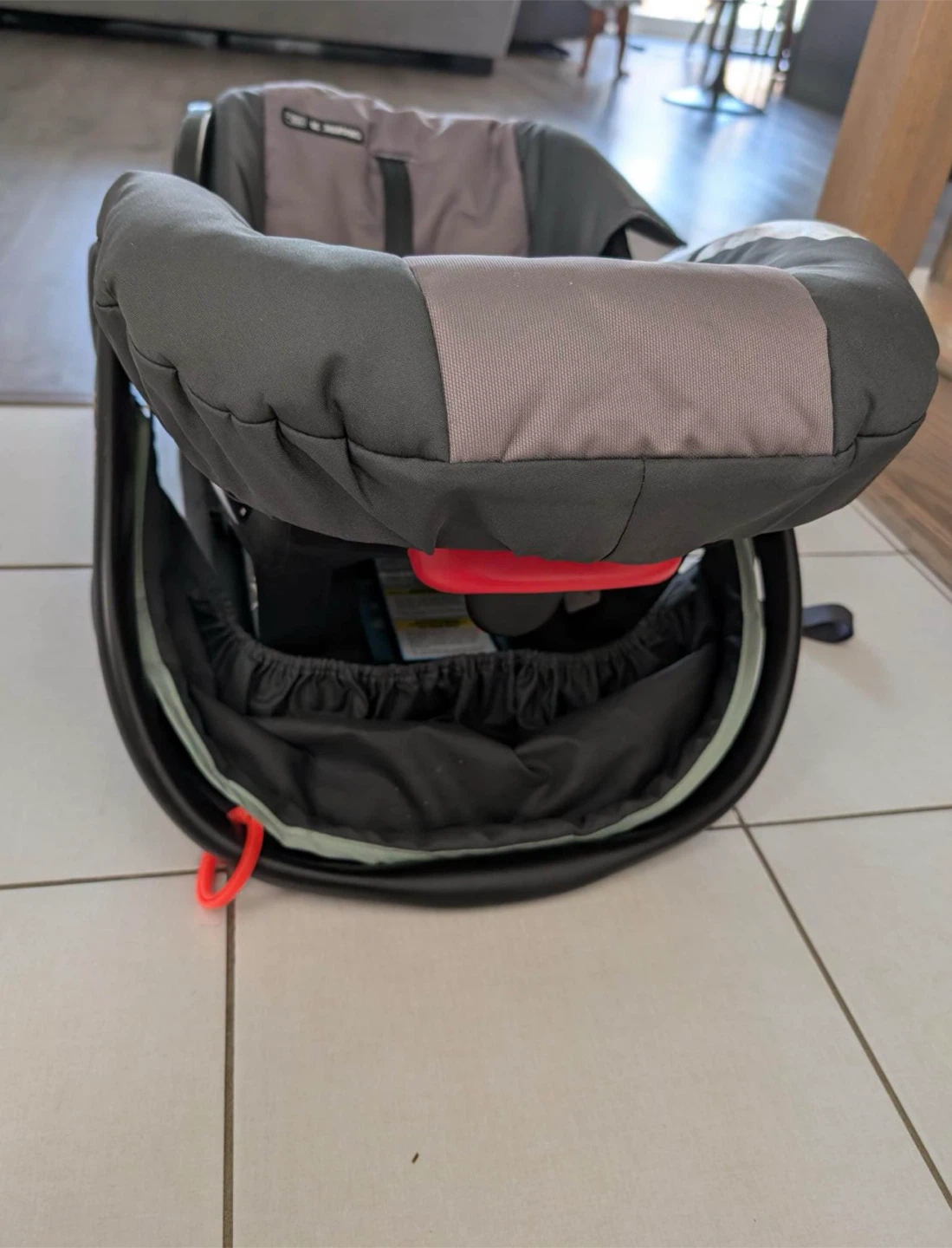 Graco SnugRide Click Connect Infant Car Seat with Base - photo 4
