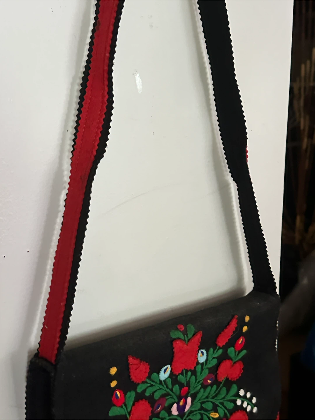 Vintage Hungarian Folk Art Bag - Felt & Red Fringe - photo 3