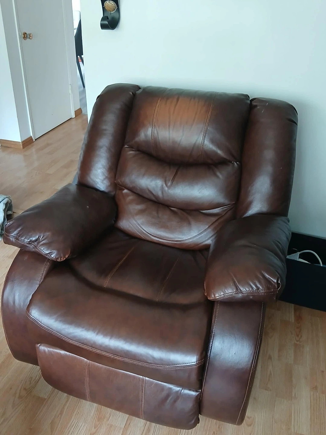 Brown Leather Reclining Sofa - photo 2