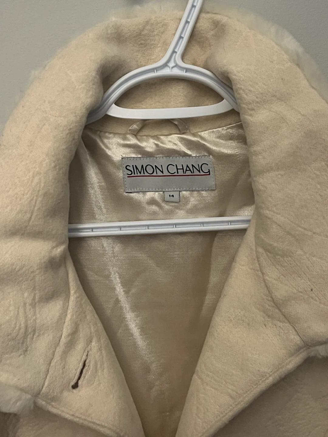 Simon Chang Cream Textured Coat with Faux Fur Collar - Size 14 - photo 2