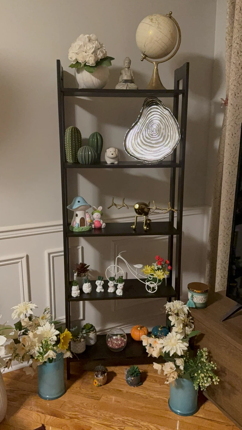 Decoration items + stand + wall clock