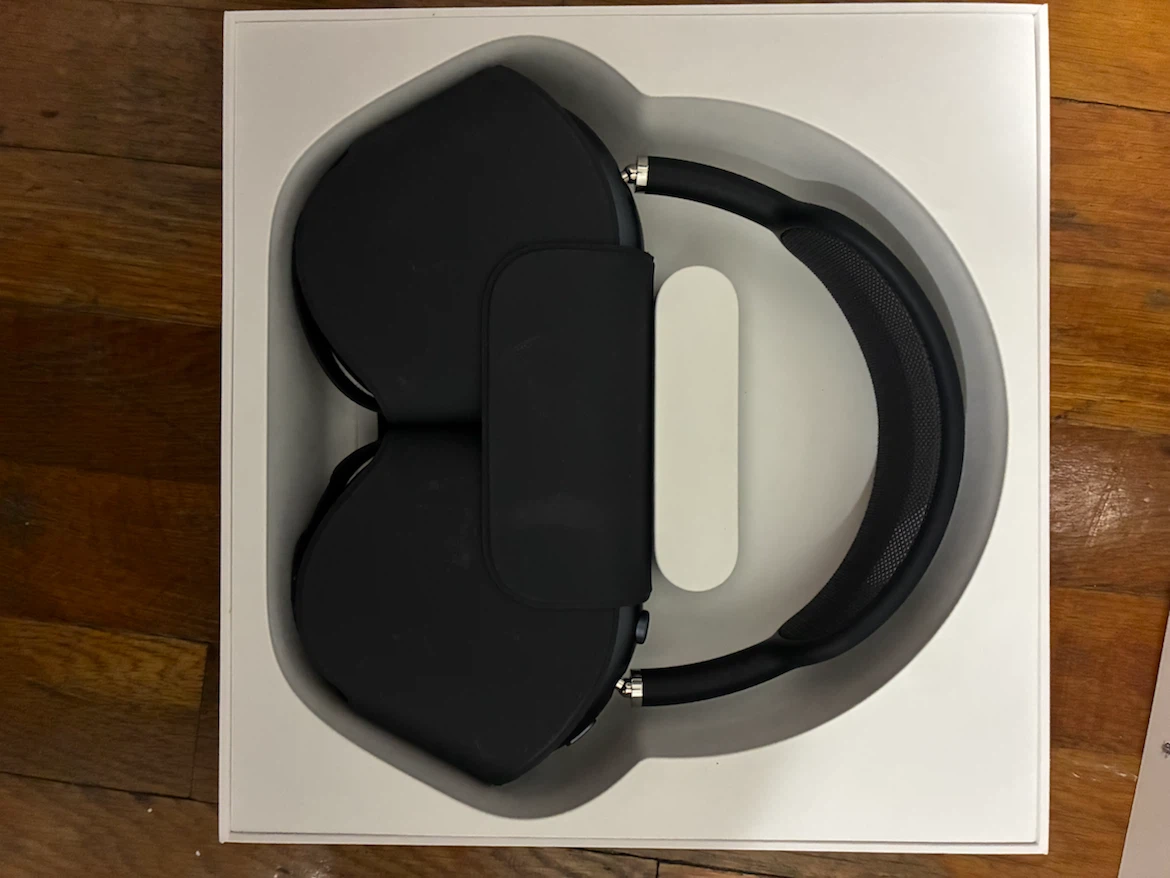 Apple AirPods Max Headphones - photo 2