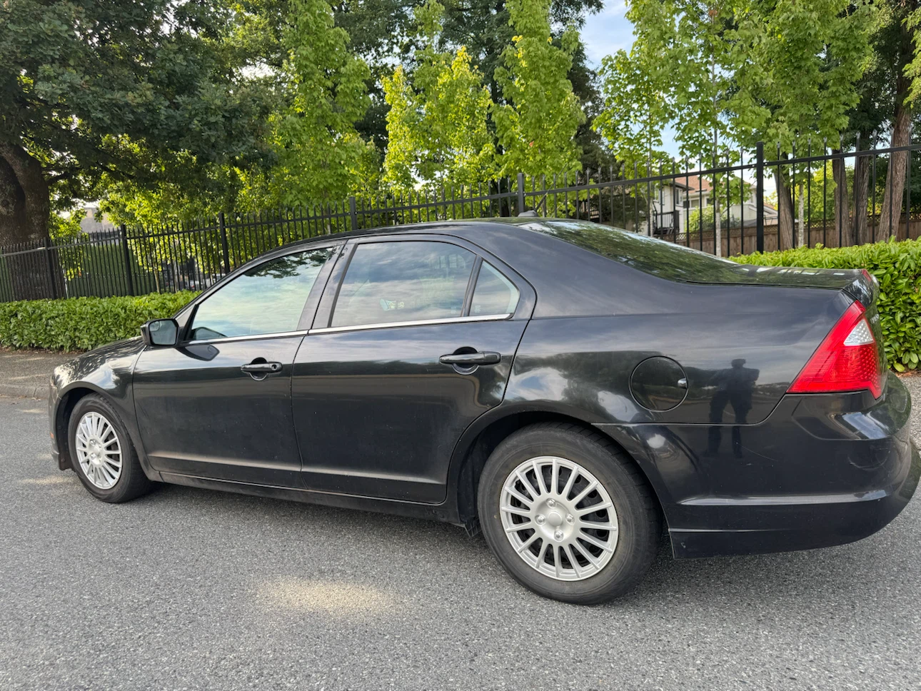 2012 Ford Fusion Sedan Auto SE 4cyl!!! - photo 2