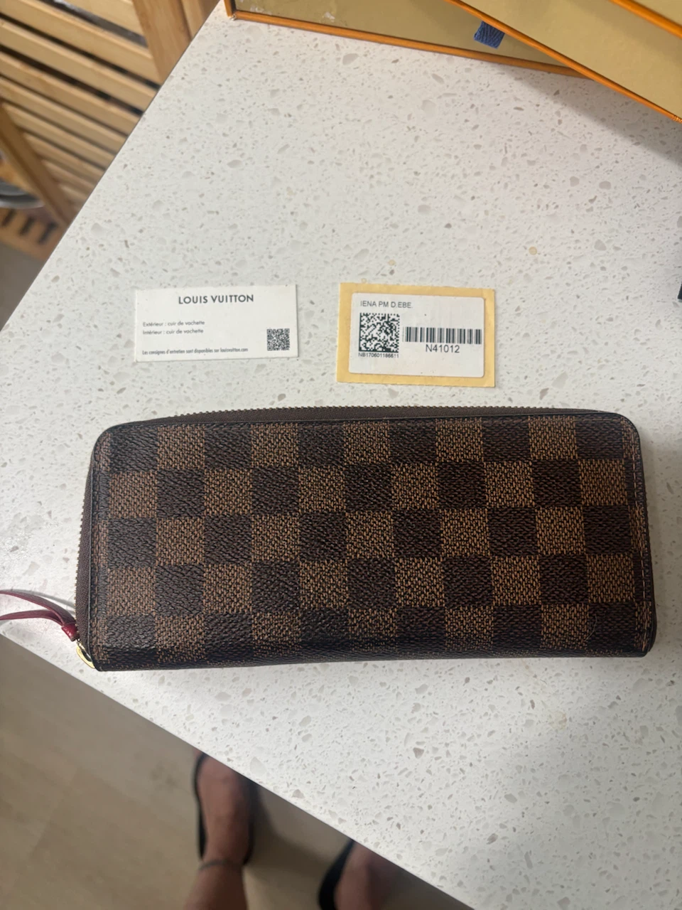 Louis Vuitton Damier Azur Zippy Wallet - photo 3