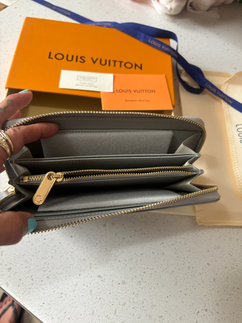 Louis Vuitton Grey Perforated Zip-Around Wallet - photo 5