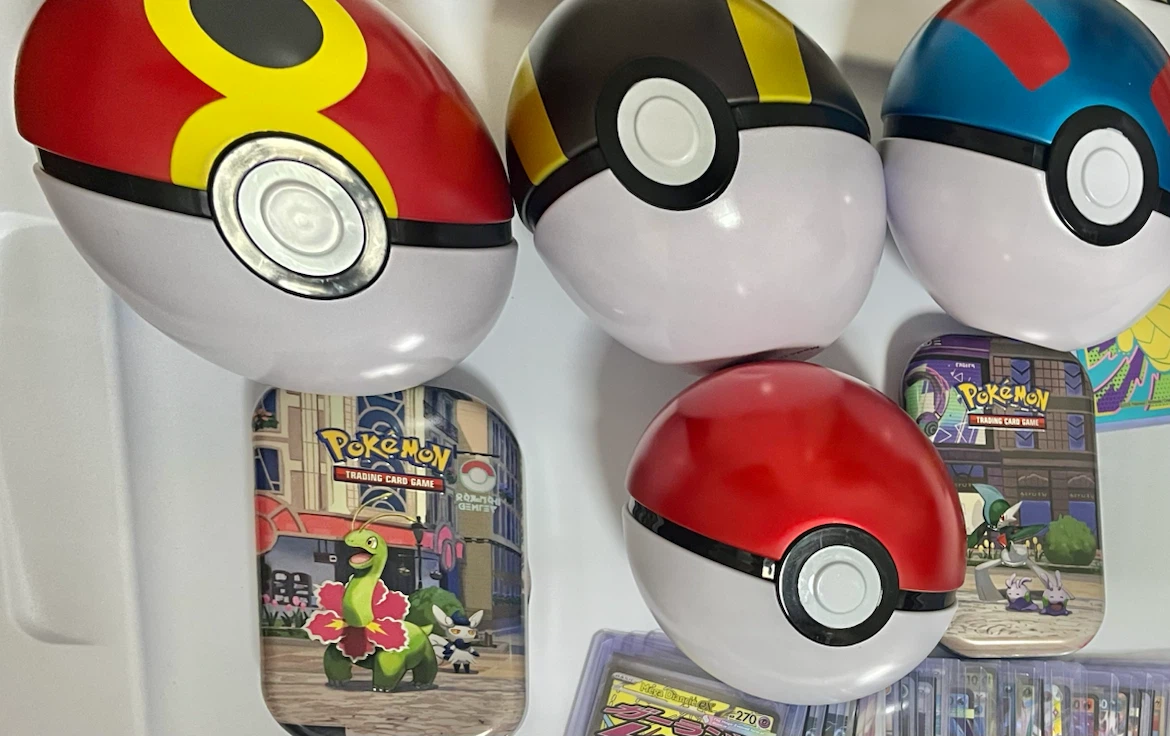 Pokemon Pokeballs and Tins