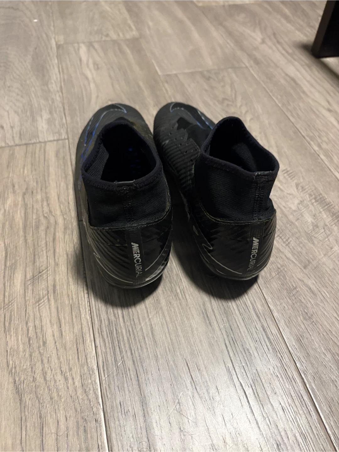 Nike soccer cleats on perfect condition - photo 3