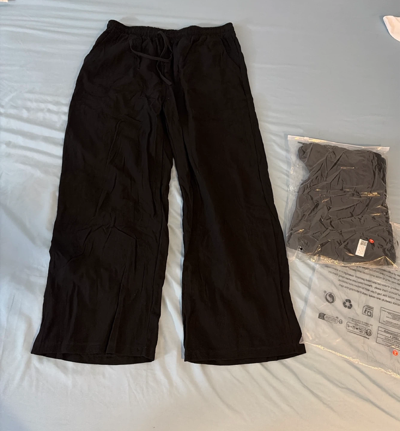 2 Black Wide-Leg Lounge Pants