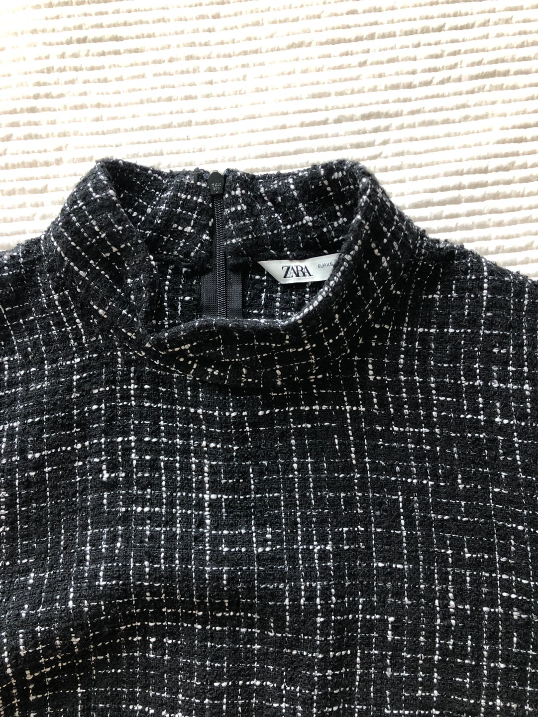 ZARA Black & White Tweed Fringed Top - photo 2
