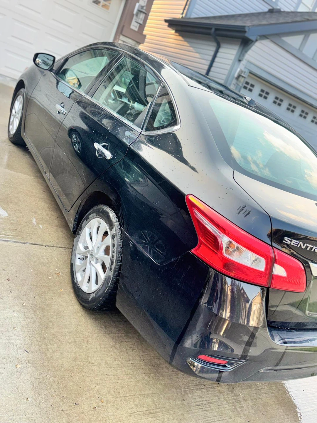 Black Nissan Sentra SV Sedan - photo 5