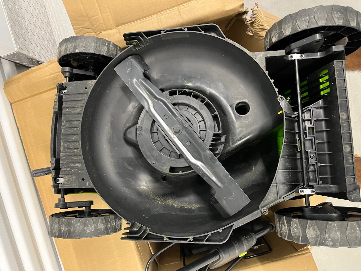 Steelite DG597 Electric Lawn Mower - photo 4