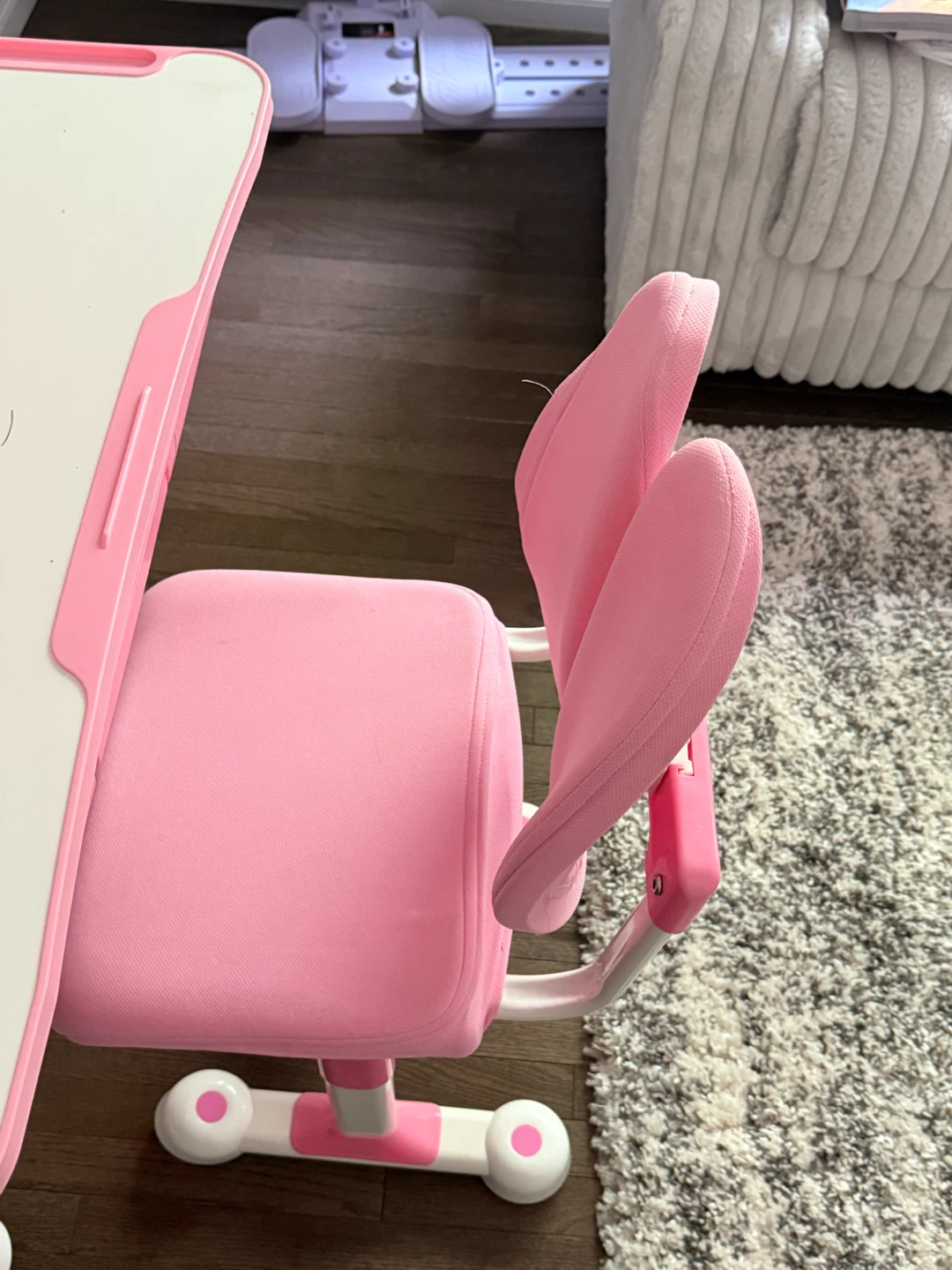 Pink Adjustable Kids Desk and Chair Set - photo 3