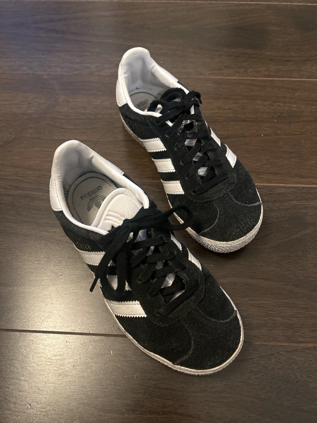Adidas Gazelle Shoes