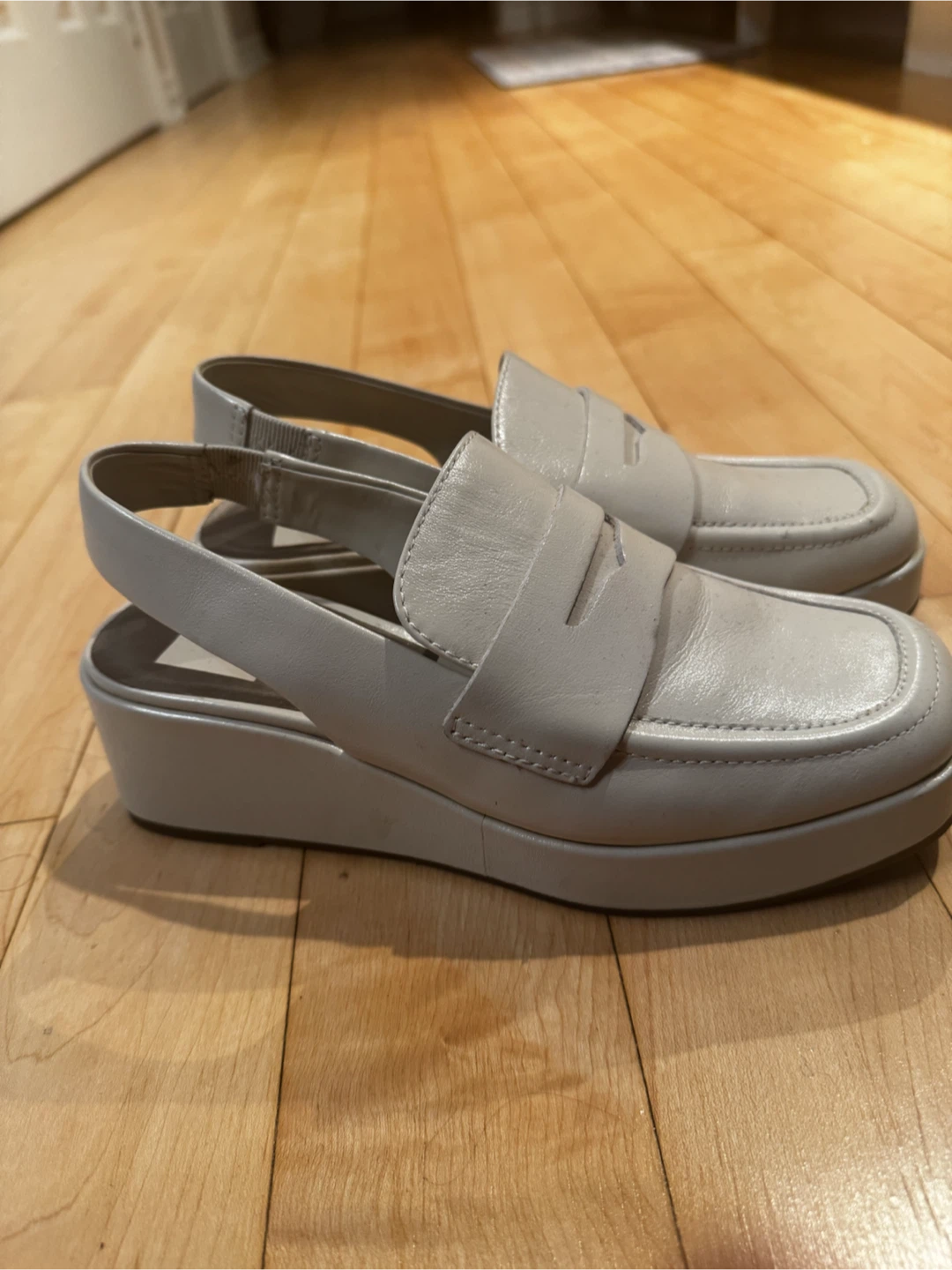 Size 6-Dolce Vita Slingback Loafers - photo 3