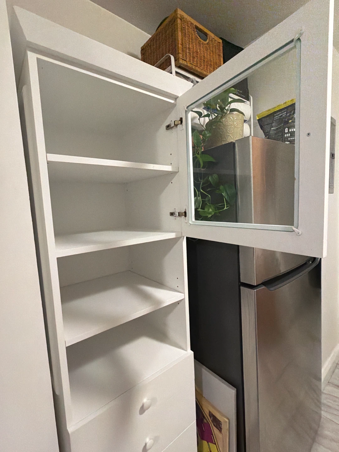 Kitchen Storage Cabinet with Glass Door and Drawers - photo 3