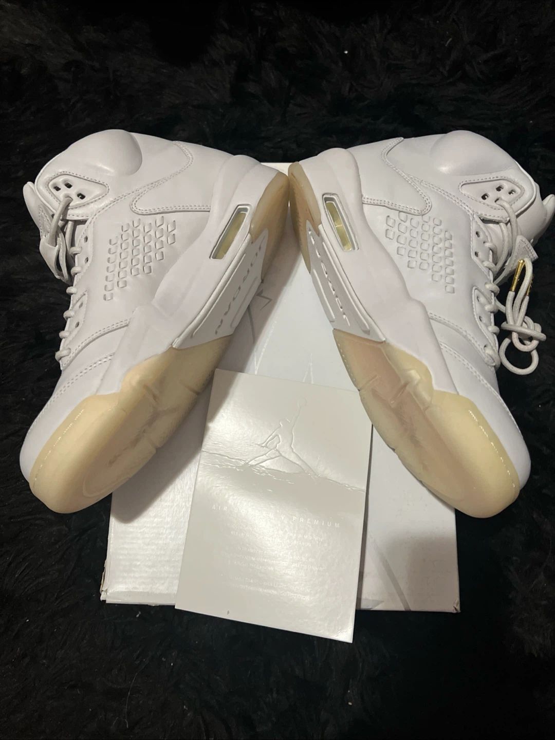 Air Jordan 5 Premium grey Sneakers - photo 4