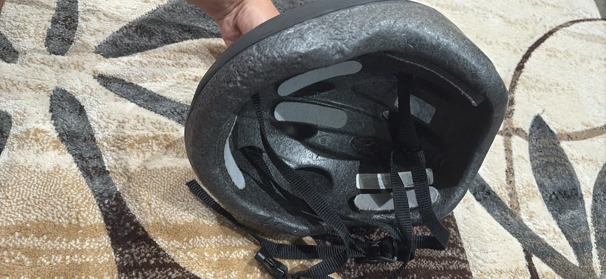 Bell Bicycle Helmet - photo 4