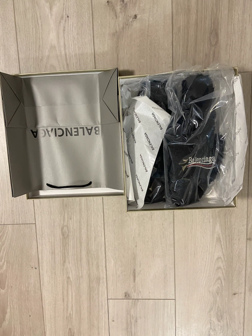 1:1 Brand new Balanciaga slides size 10 - photo 4