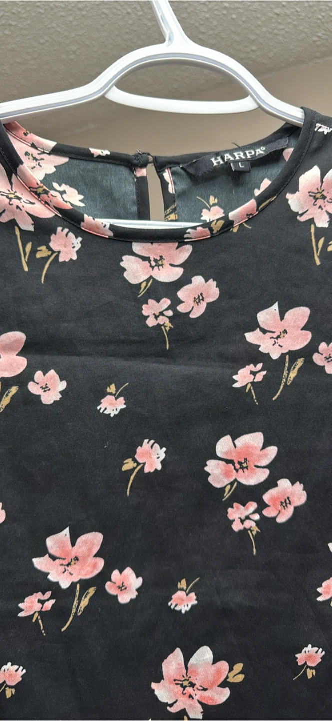 HARPA Black Floral Bell Sleeve Top Size L - photo 2