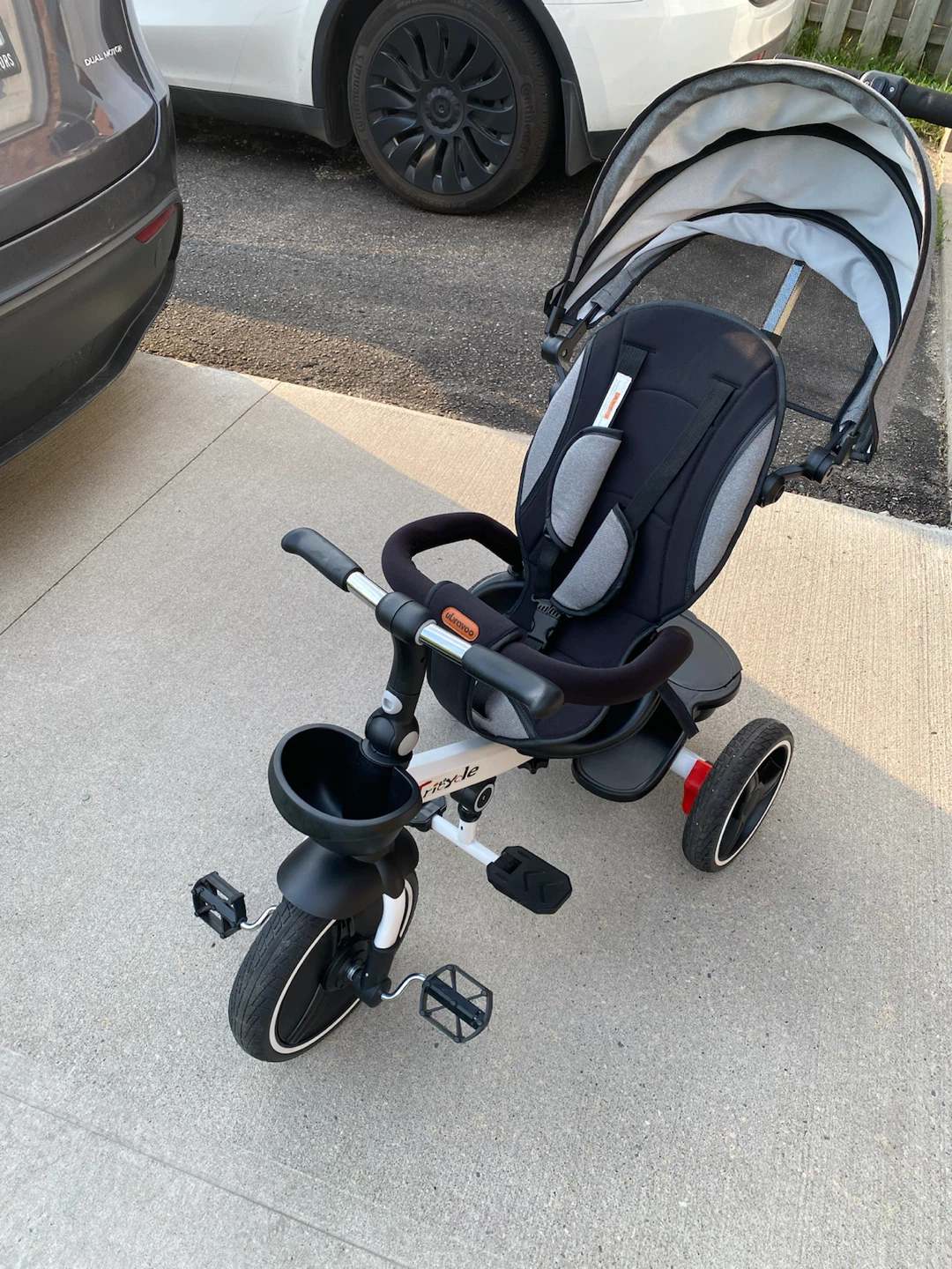 Ubravoo 5-in-1 Baby Tricycle Stroller – Like New – $100 - photo 3