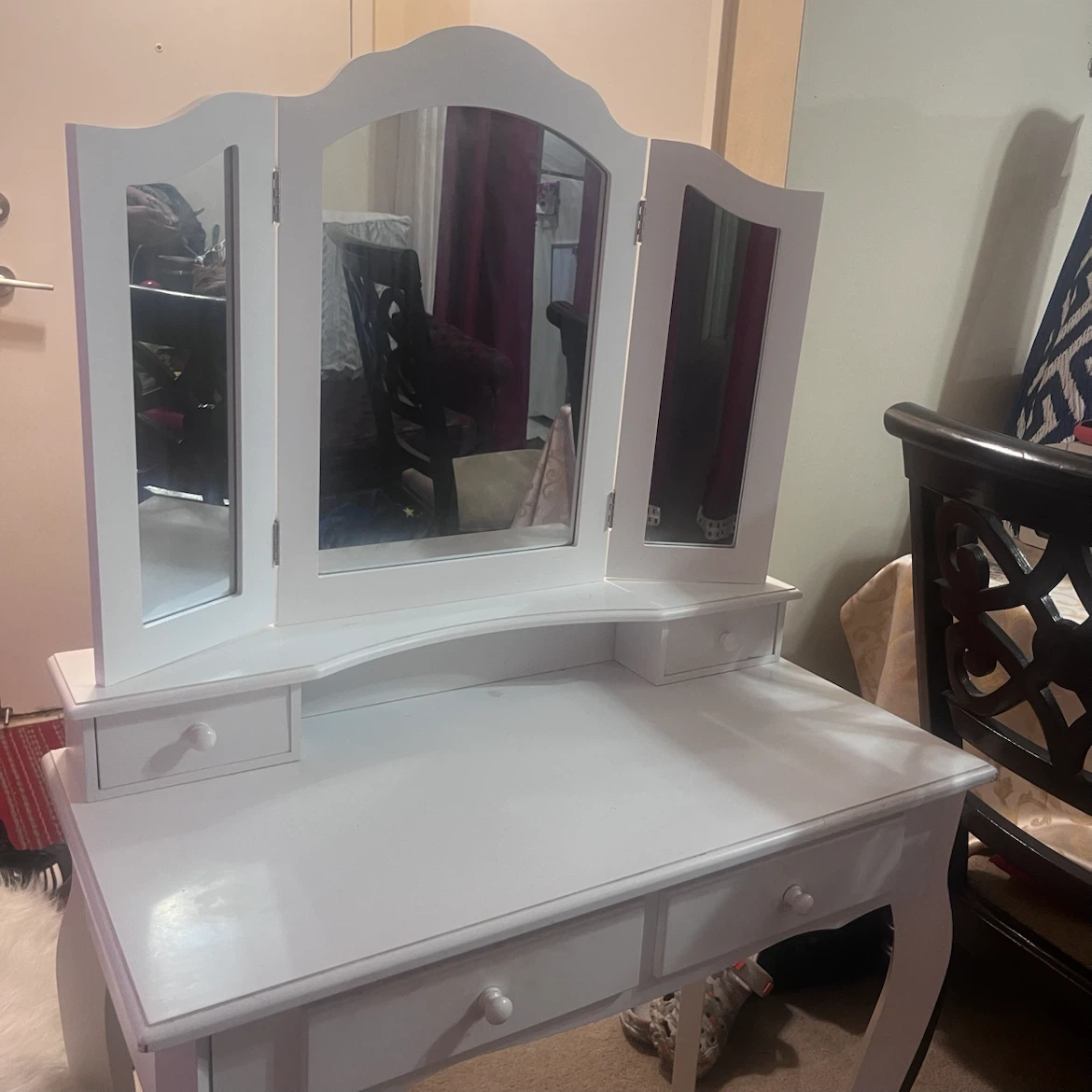 White Tri-Fold Vanity Makeup Desk with Drawers - photo 2