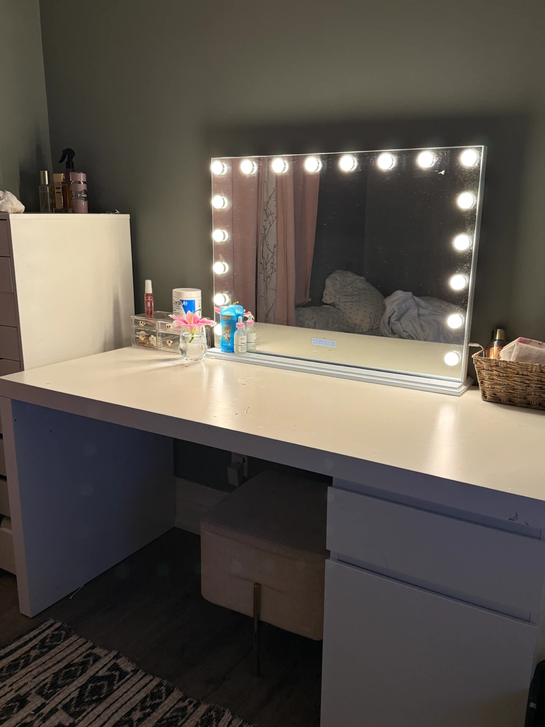 vanity desk