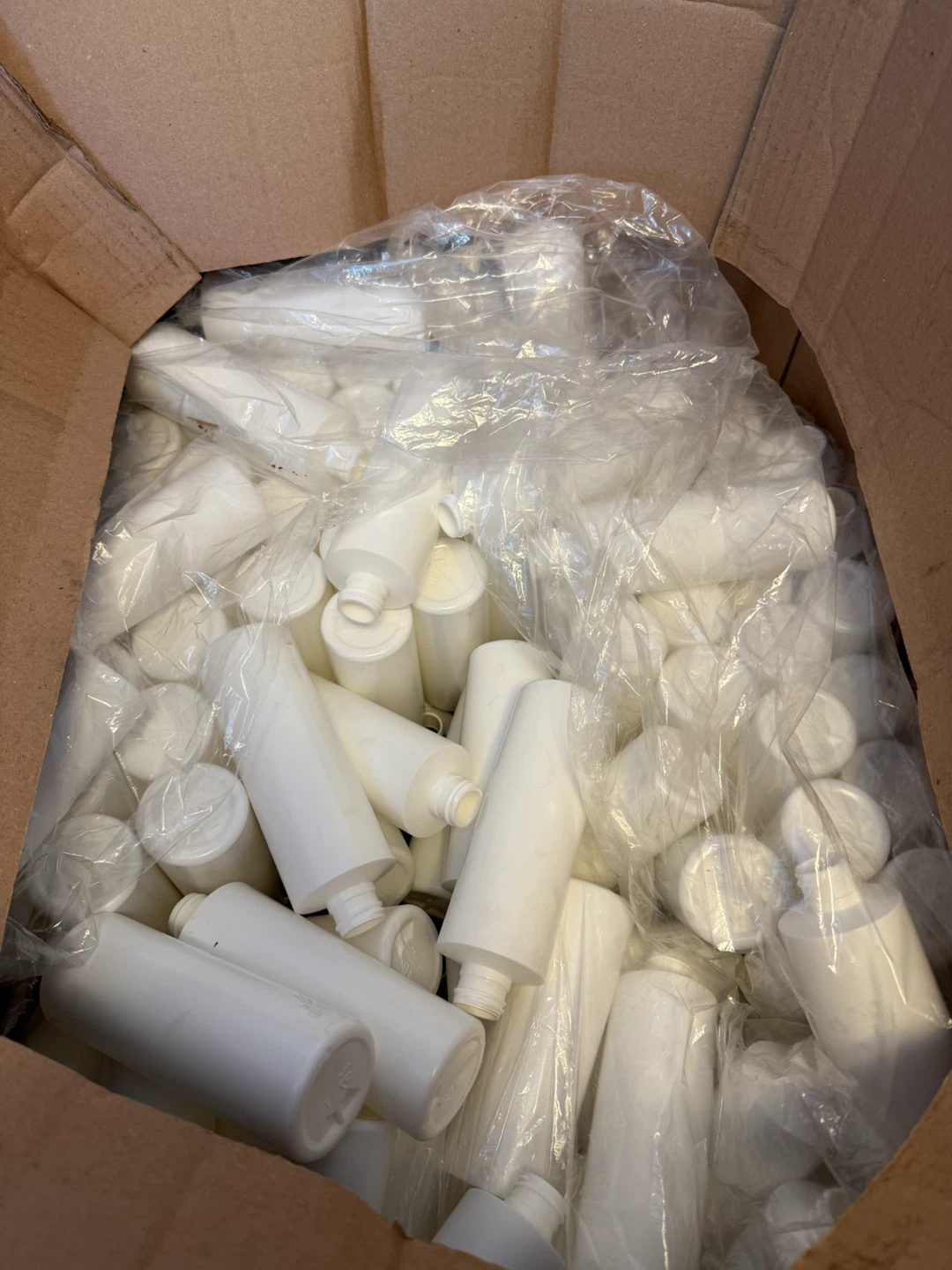 Taral 89MM Smooth Side & Top White Unlined Caps (370 ct)