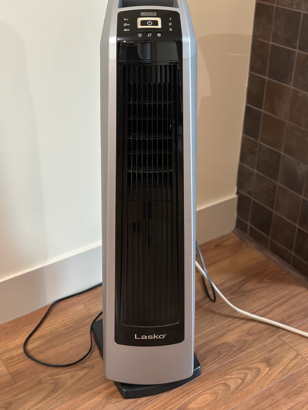 Lasko Tower Fan - photo 2