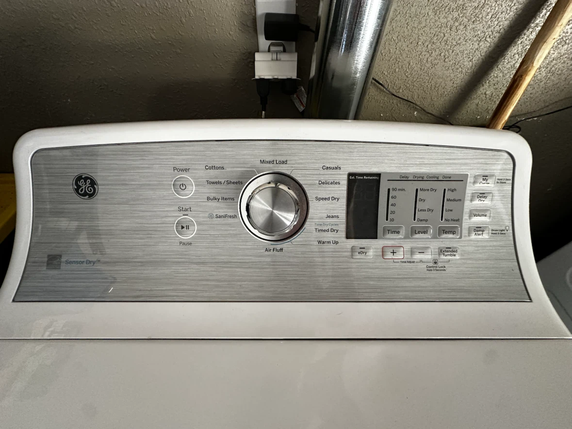GE Top Load Washer and Dryer Set - photo 3