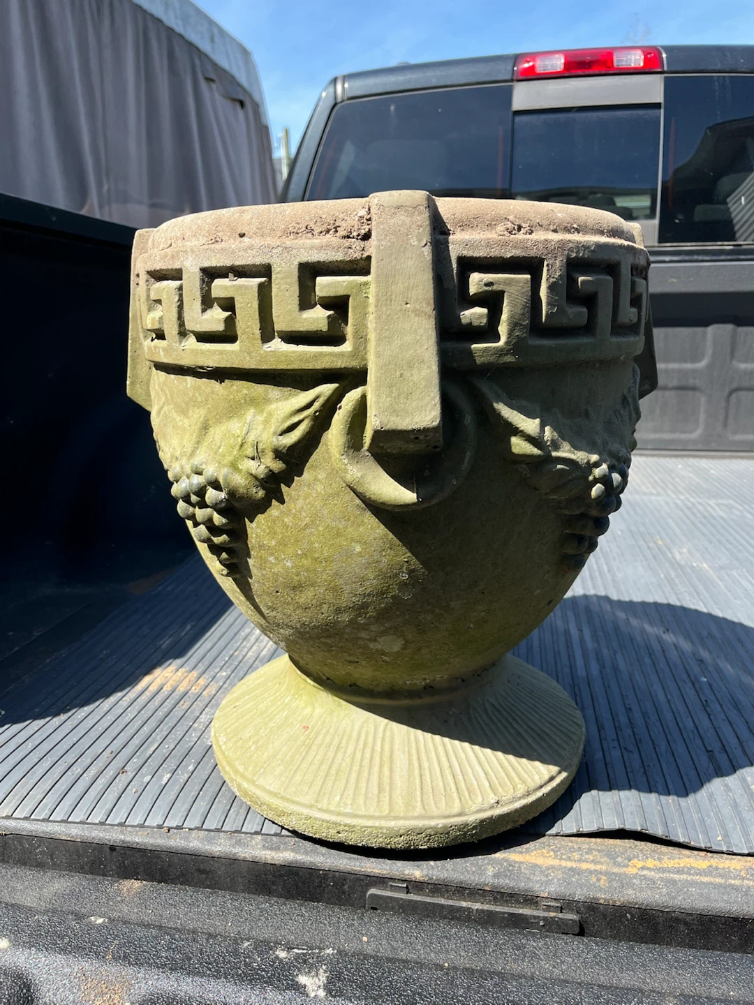 Vintage Greek style cement planter - photo 2