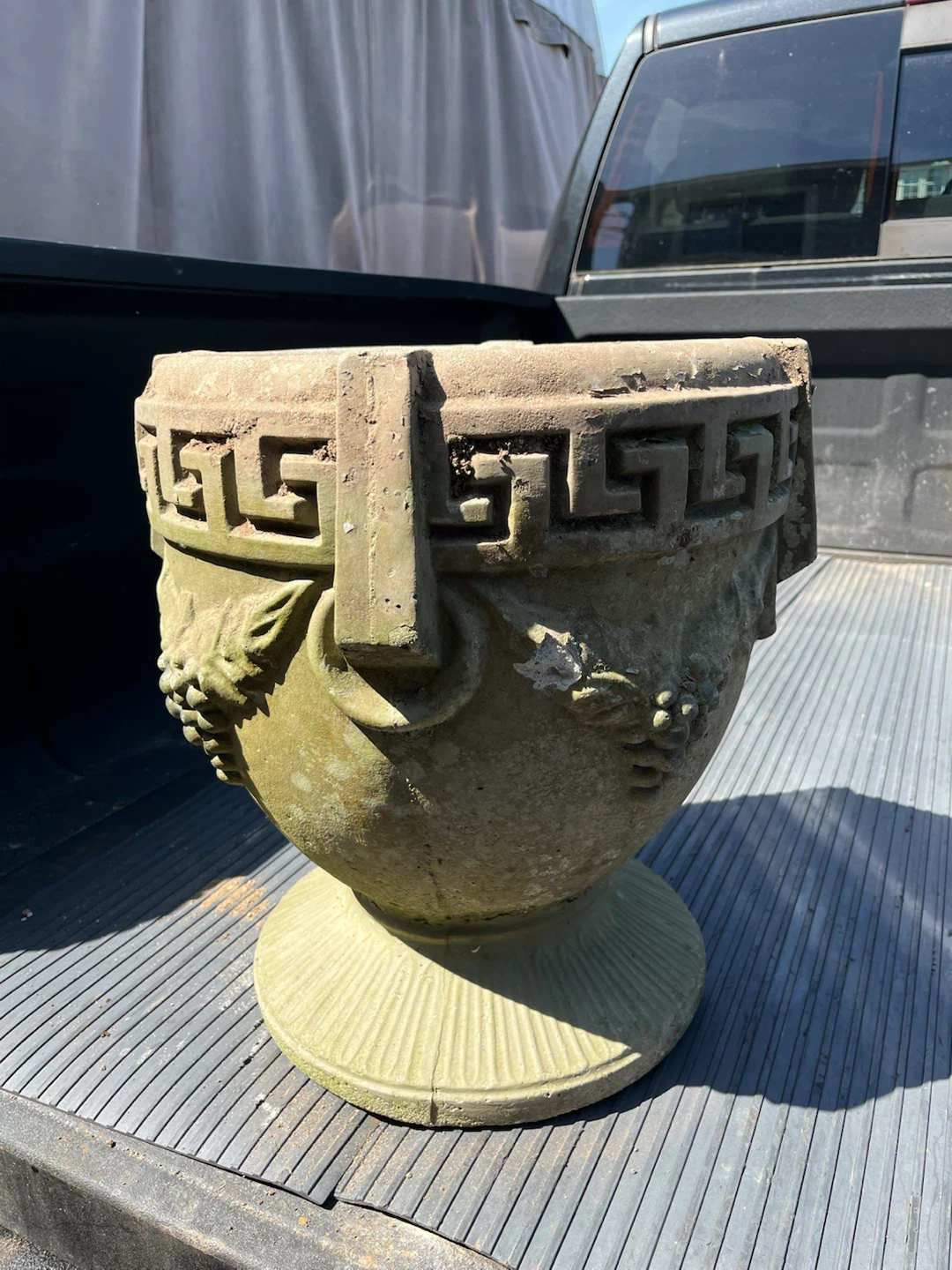 Vintage Greek style cement planter - photo 3
