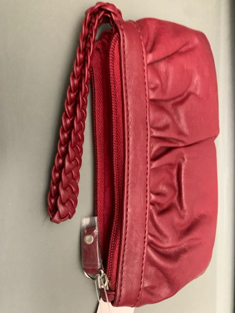Red Wristlet Clutch - photo 2