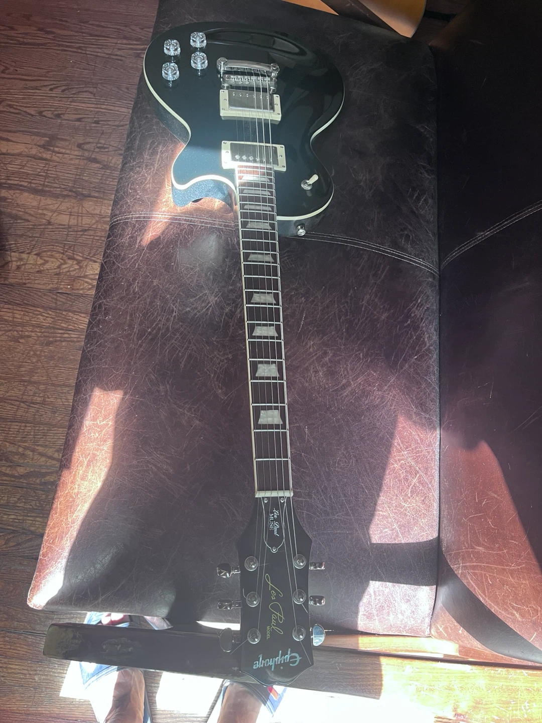 Electric guitar for sale - photo 2