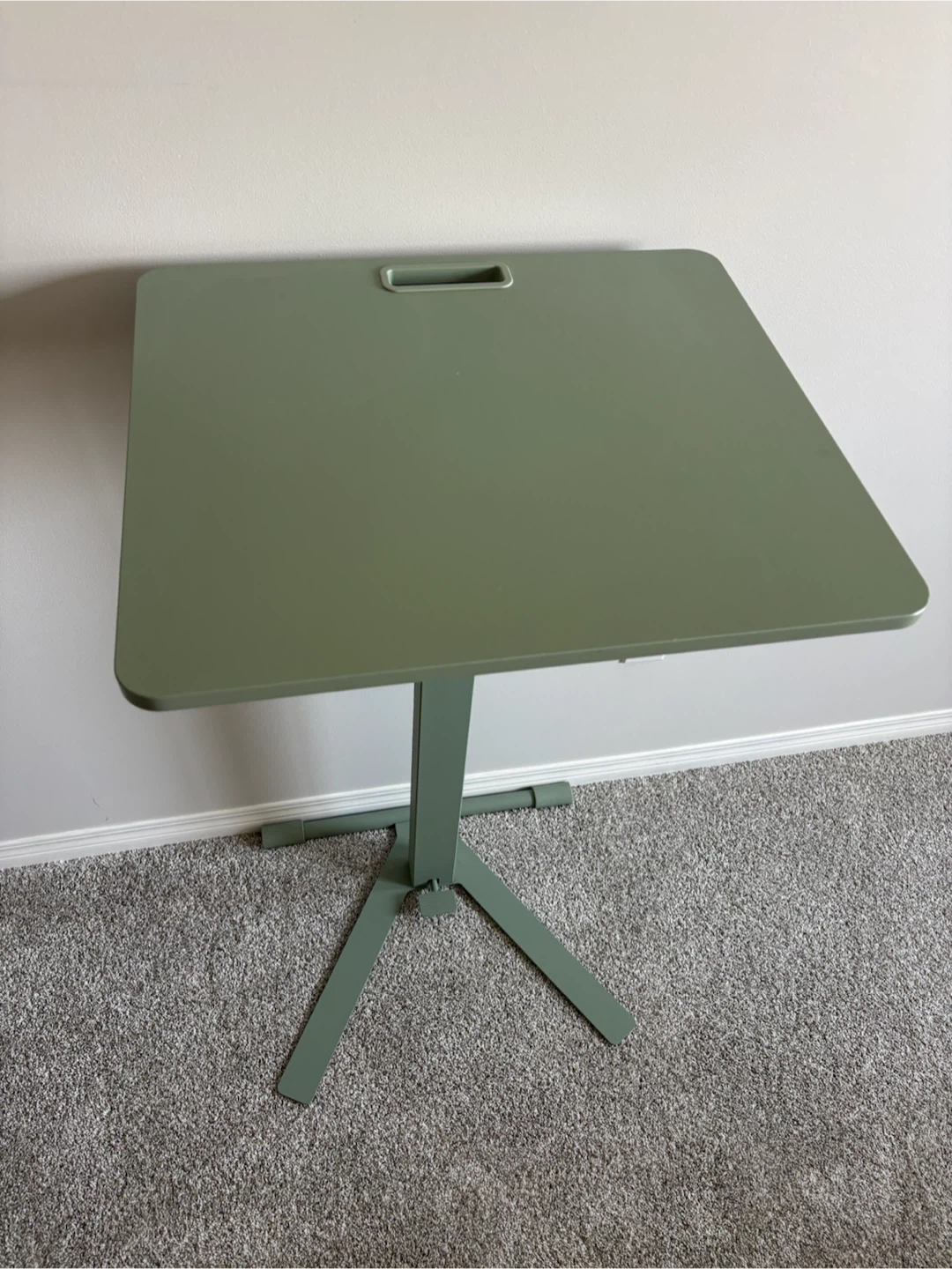 Adjustable Standing Desk Table
