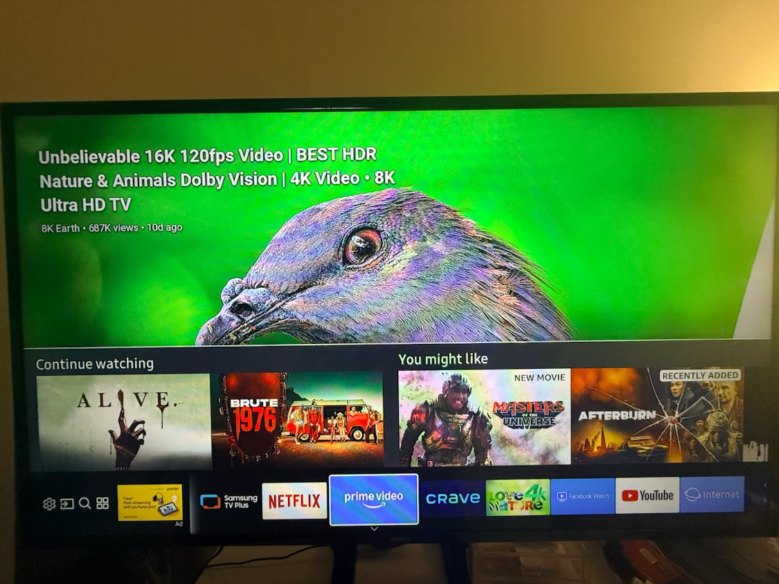 Samsung 50 inch Smart TV - photo 2