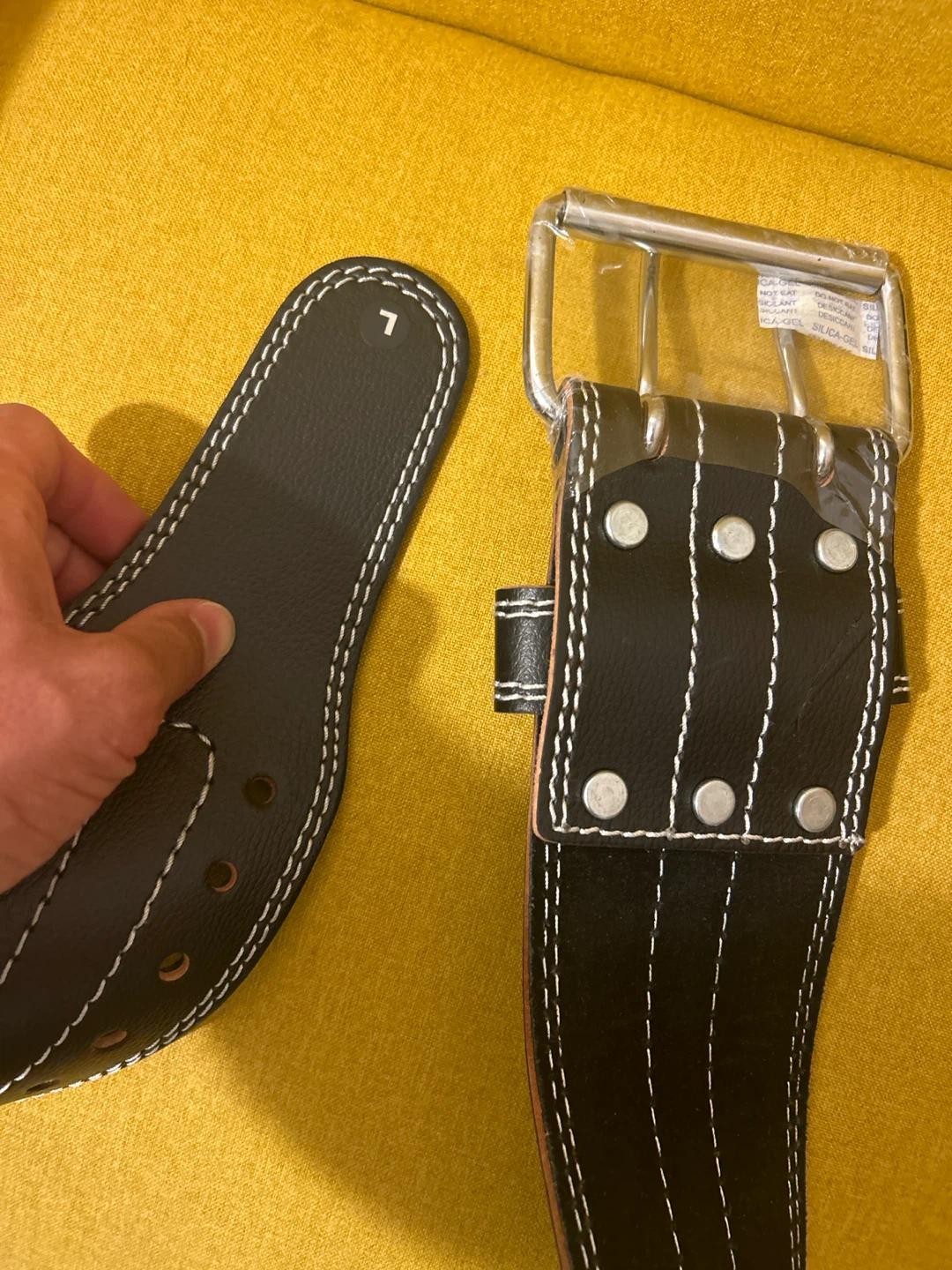 PRO FITNESS Weightlifting Leather Belt - photo 3