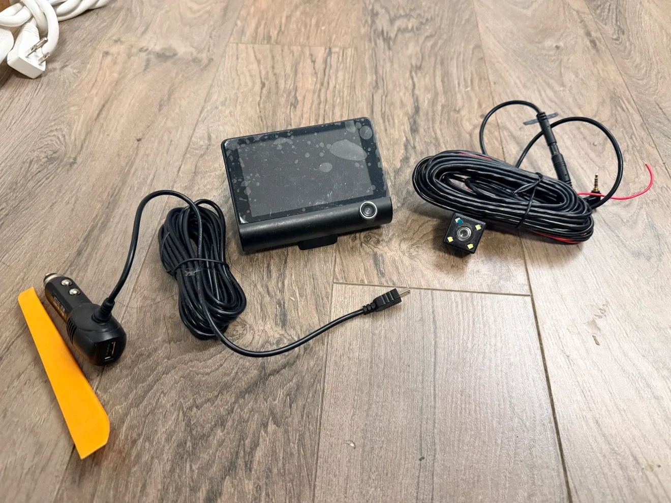 Brand New, Dash Cam (Front + Cabin + Rear Backup Cam)