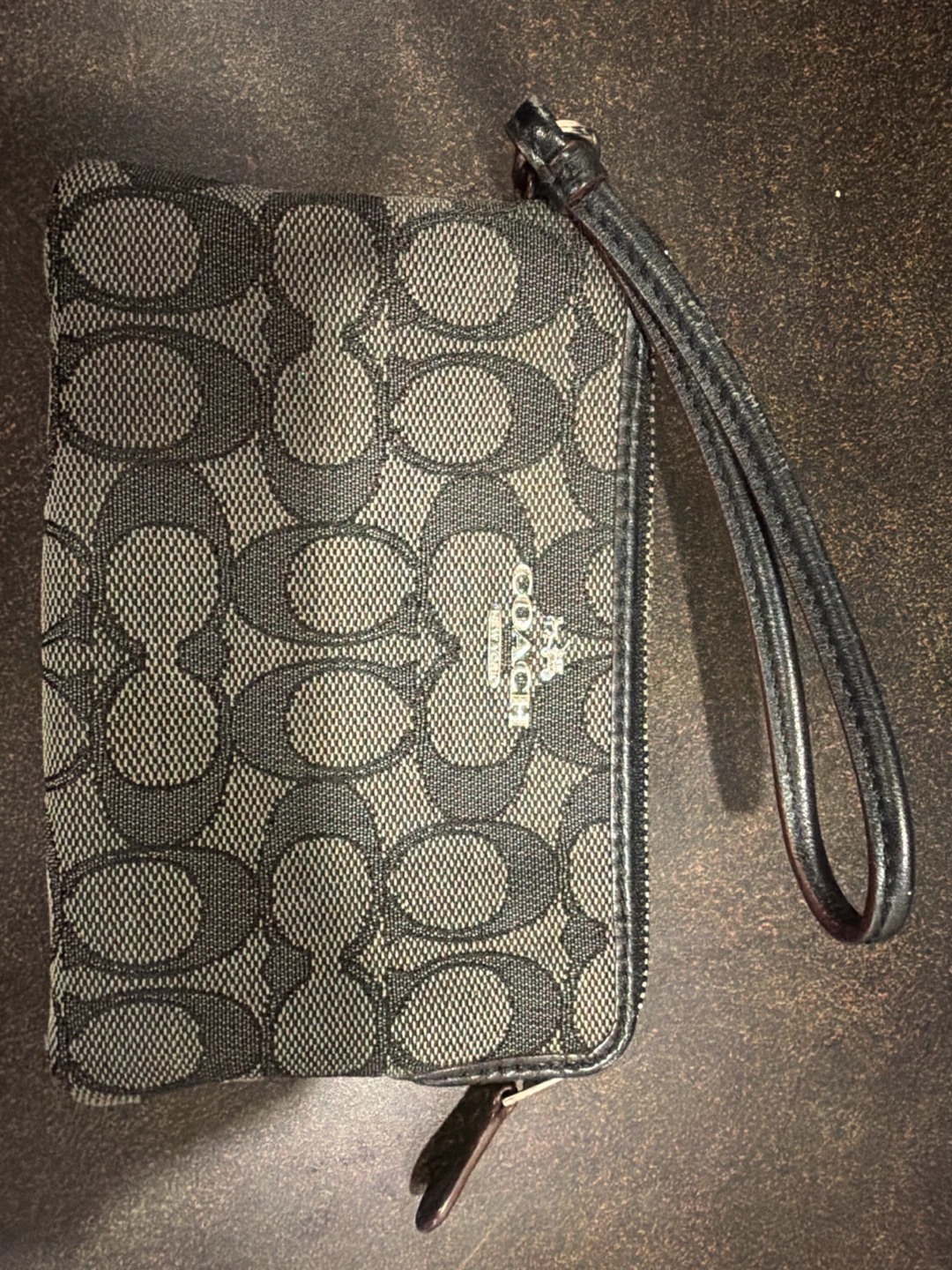 Coach Signature Canvas Wristlet - photo 3