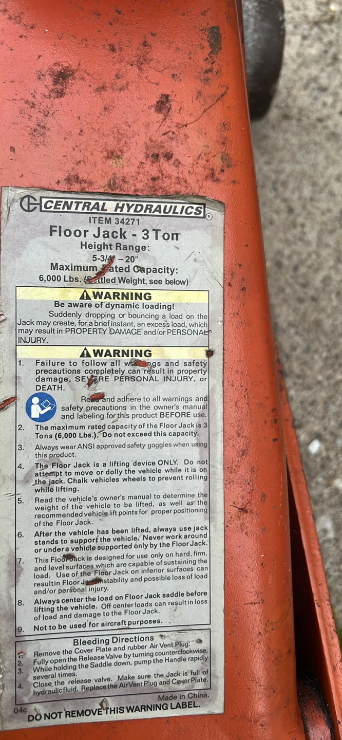 Central Hydraulics Floor Jack - 3 Ton - photo 3
