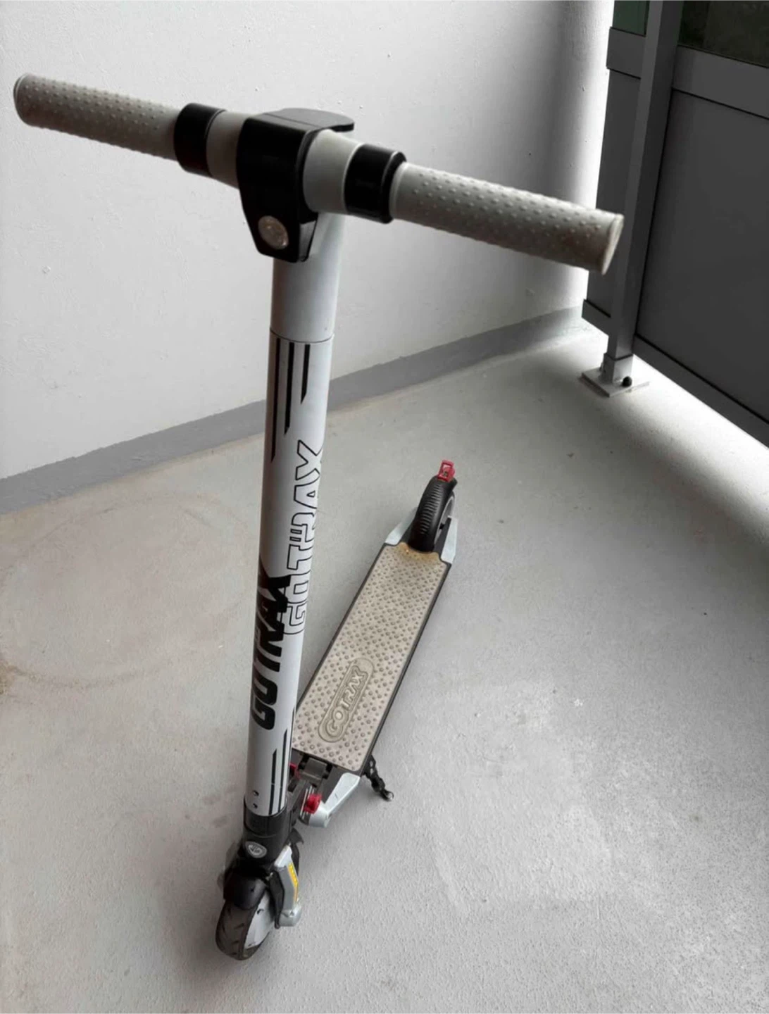 GOTRAX Electric Scooter