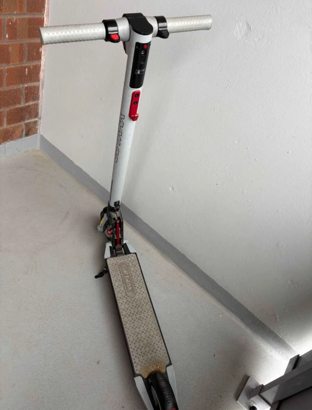 GOTRAX Electric Scooter - photo 2