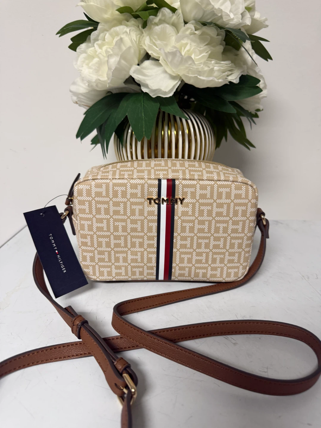 Tommy Hilfiger Crossbody Bag