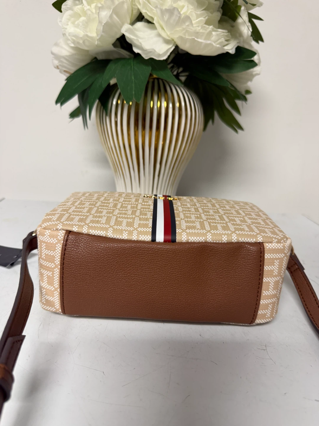 Tommy Hilfiger Crossbody Bag - photo 3