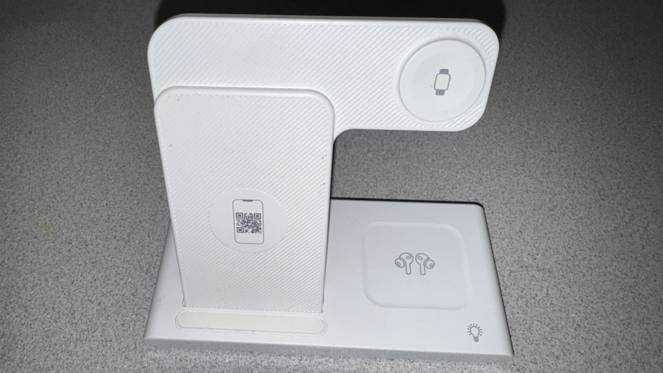 White 3-in-1 Wireless Charging Station - photo 3