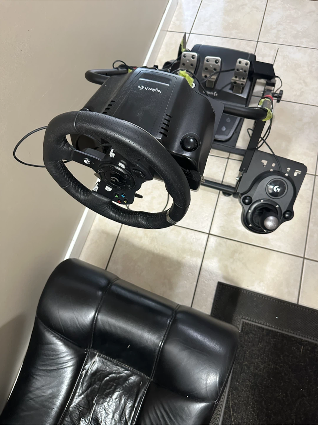 Logitech G29 Driving Force Racing Wheel and Pedals