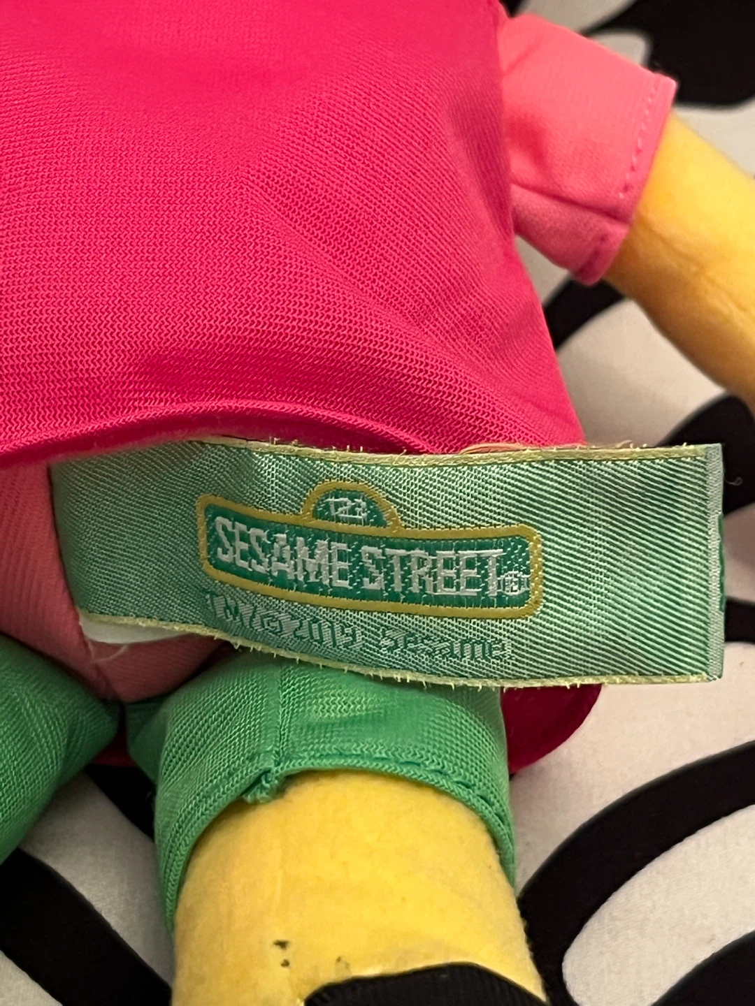 🩷 Gund Sesame Street Julia Plush Toy 🩷 - photo 4