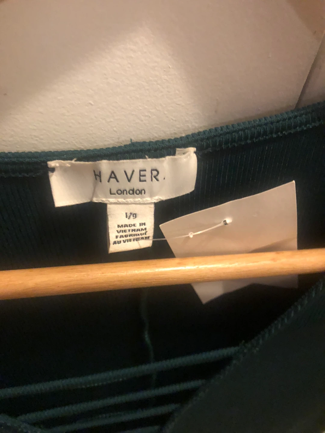 NEW Forest Green HAVER London V-Neck Top - photo 2