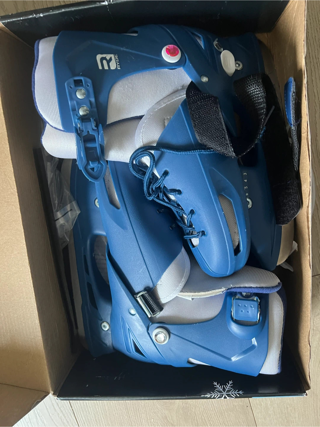 Ryde Ice Skates Size 3-6 - photo 3