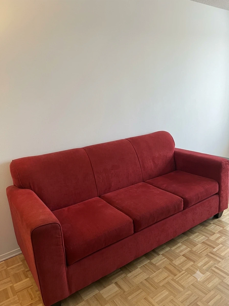 Stunning Red Sofa Looking for a New Home ❤️ - photo 2